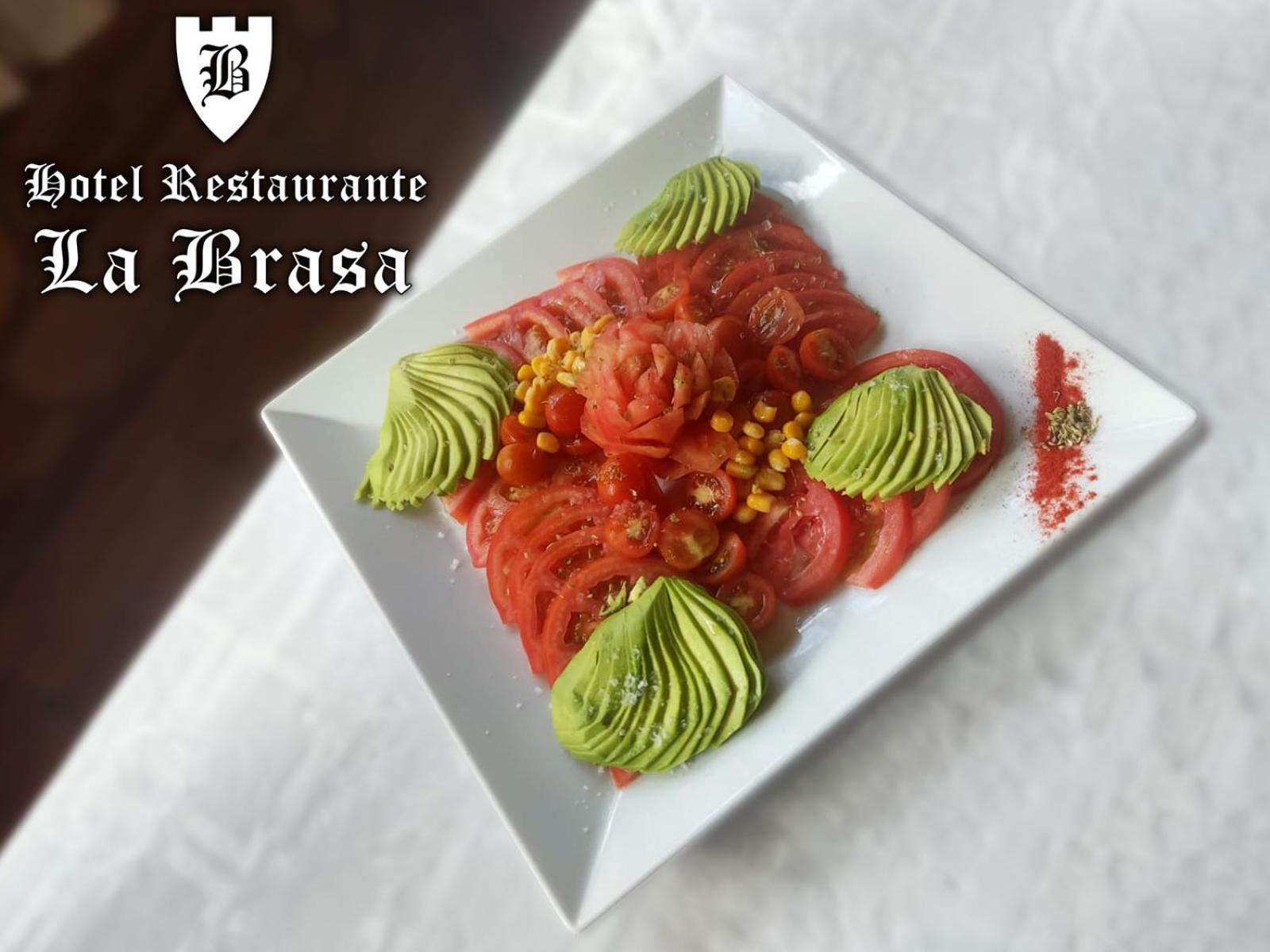 Hotel La Brasa เบเลซ เด เบเนาดาญา ภายนอก รูปภาพ