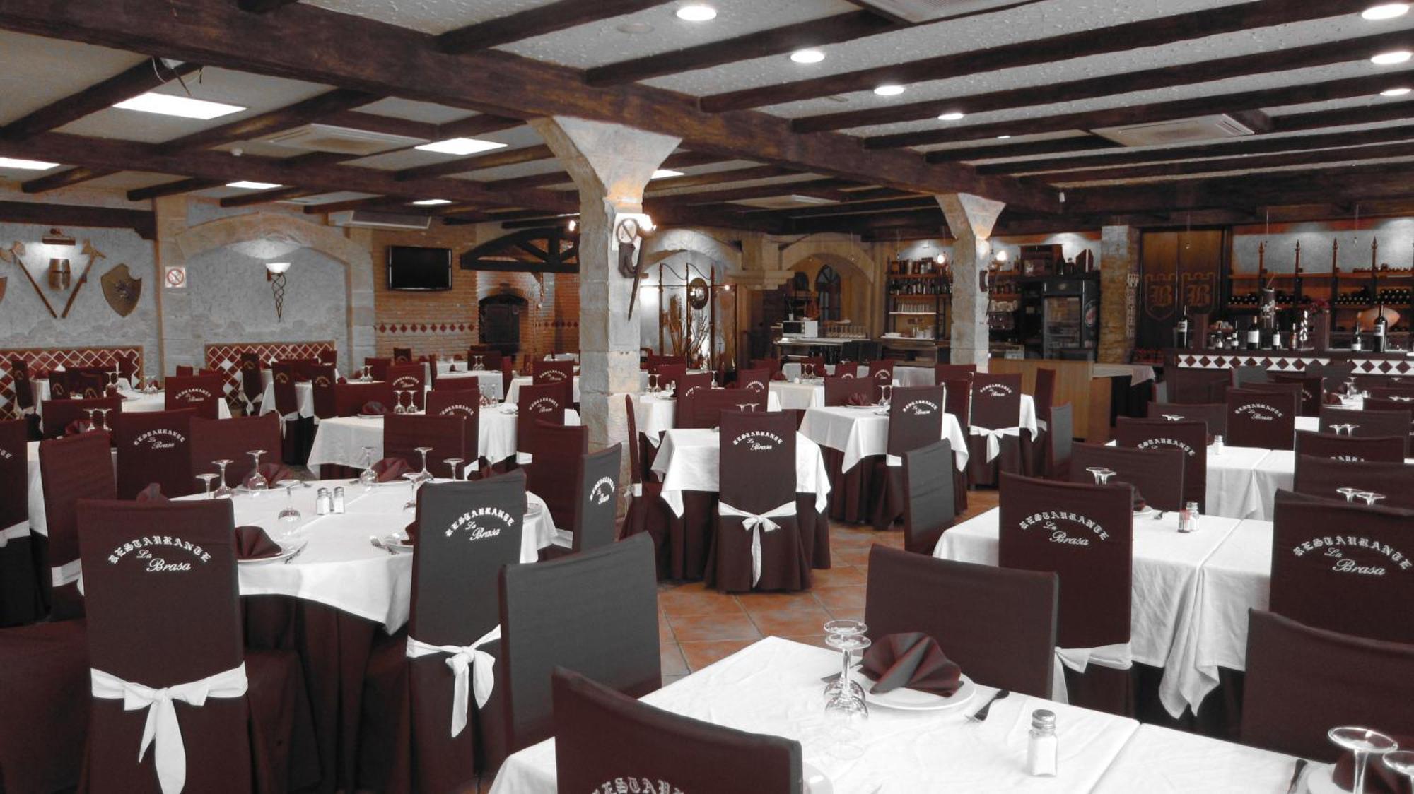 Hotel La Brasa เบเลซ เด เบเนาดาญา ภายนอก รูปภาพ