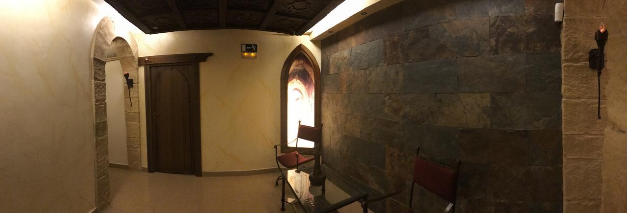 Hotel La Brasa เบเลซ เด เบเนาดาญา ภายนอก รูปภาพ